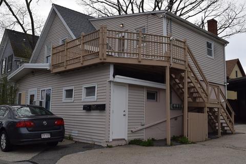62 Grove St, Gloucester, MA 01930 photo 2