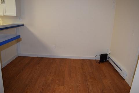 62 Grove St, Gloucester, MA 01930 photo 8
