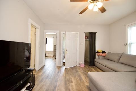 16 Chapel St, Springfield, MA 01109 photo 11