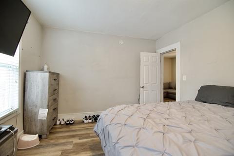 16 Chapel St, Springfield, MA 01109 photo 14