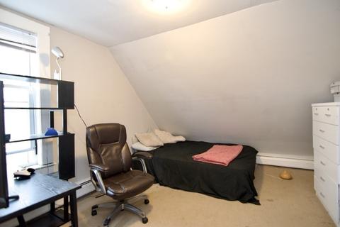 16 Chapel St, Springfield, MA 01109 photo 41