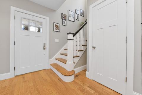 26 Farrington Ave, Dedham, MA 02026 photo 9