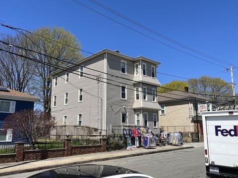 983 Rodman St, Fall River, MA 02721 photo 1