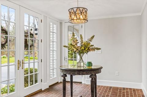 33 East St, Hingham, MA 02043 photo 3