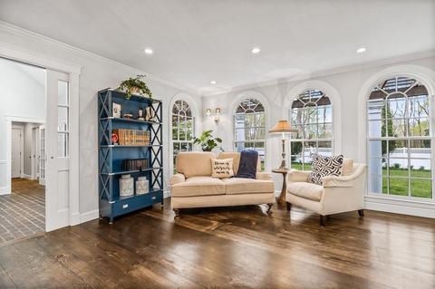 33 East St, Hingham, MA 02043 photo 6