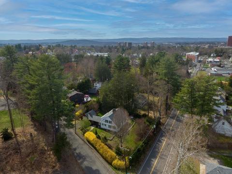 152 Triangle St, Amherst, MA 01002 photo 12