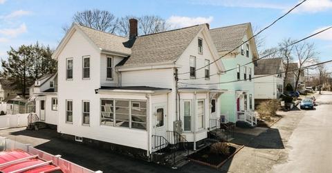 23 Wright St, Stoneham, MA 02180 photo 1
