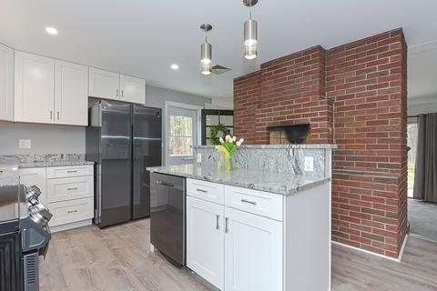 90 Dodge Hill Rd, Sutton, MA 01590 photo 6