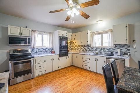 144 Lowell St, Reading, MA 01867 photo 10