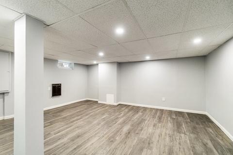 160 Louis Rd, Springfield, MA 01118 photo 24