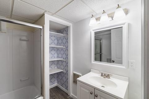 160 Louis Rd, Springfield, MA 01118 photo 26