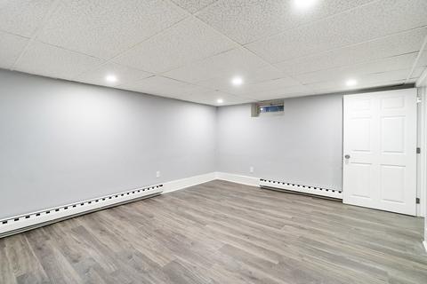160 Louis Rd, Springfield, MA 01118 photo 23