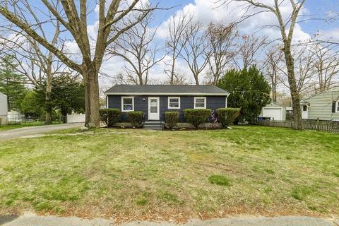 160 Louis Rd, Springfield, MA 01118 photo 3