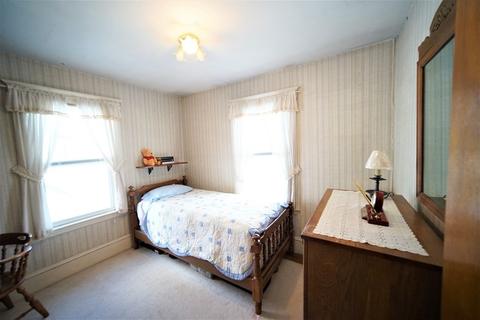 53 Freeman Ave, Everett, MA 02149 photo 5
