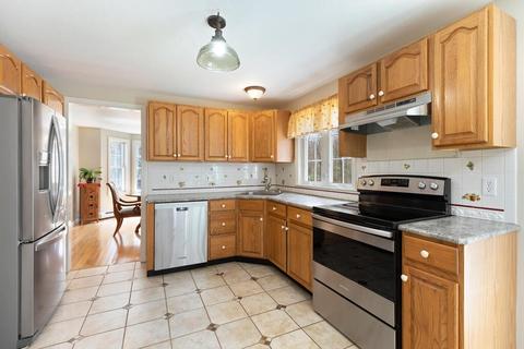 68 Mowry St, Mendon, MA 01756 photo 10