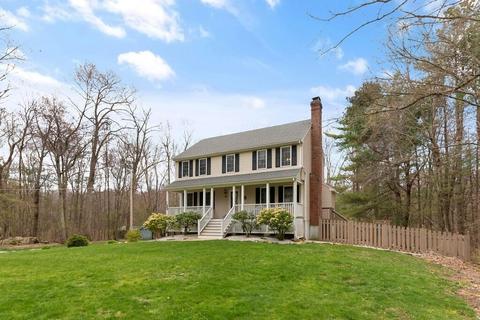 68 Mowry St, Mendon, MA 01756 photo 4