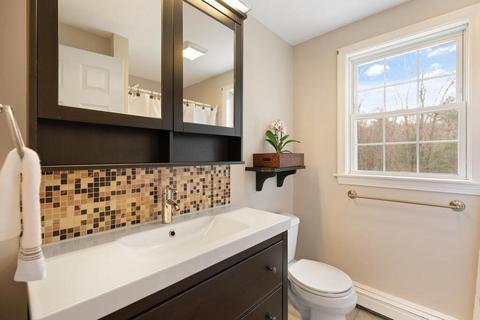 68 Mowry St, Mendon, MA 01756 photo 25