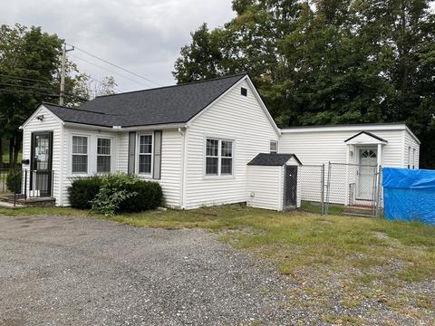 386 Main St, Dunstable, MA 01827 photo 2