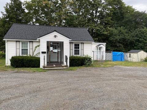 386 Main St, Dunstable, MA 01827 photo 1