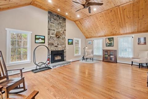 15 Grafton Rd, Upton, MA 01568 photo 16