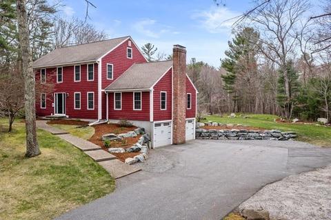 15 Grafton Rd, Upton, MA 01568 photo 2