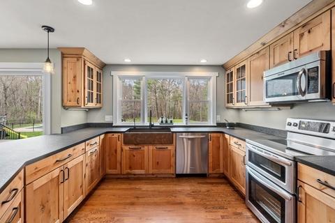 15 Grafton Rd, Upton, MA 01568 photo 11