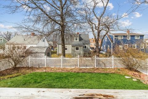 27 D St, Hull, MA 02045 photo 3