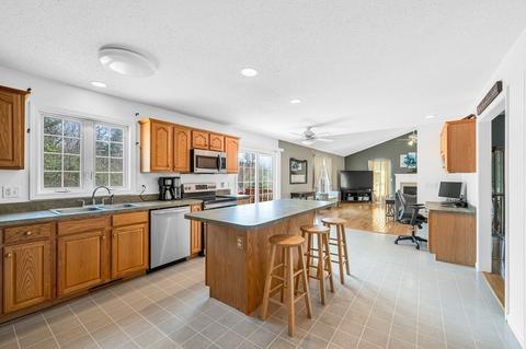 149 Root Rd, Westfield, MA 01085 photo 9