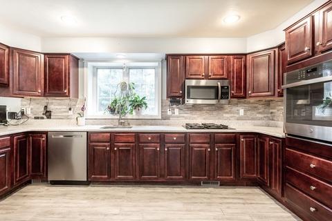 60 High Ridge Dr, Raynham, MA 02767 photo 3