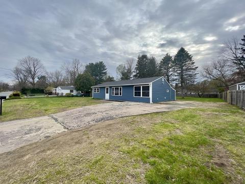 60 Corcoran Blvd, Springfield, MA 01118 photo 3