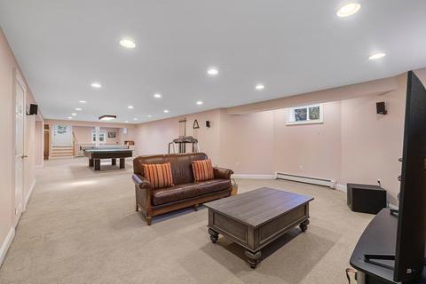 114 Marked Tree Rd, Needham, MA 02492 photo 32