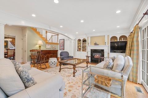 114 Marked Tree Rd, Needham, MA 02492 photo 9