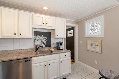12 Hogan Dr, Mashpee, MA 02649 photo 13