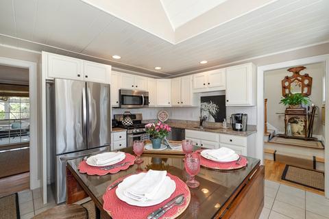 12 Hogan Dr, Mashpee, MA 02649 photo 11