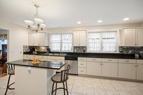 90 Greenwich, Ware, MA 01082 photo 13