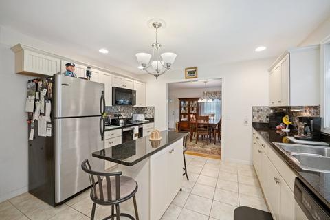 90 Greenwich, Ware, MA 01082 photo 11
