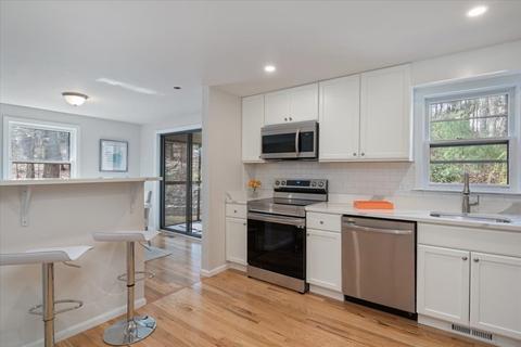 25 Mount St, Franklin, MA 02038 photo 18