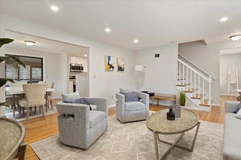 25 Mount St, Franklin, MA 02038 photo 6