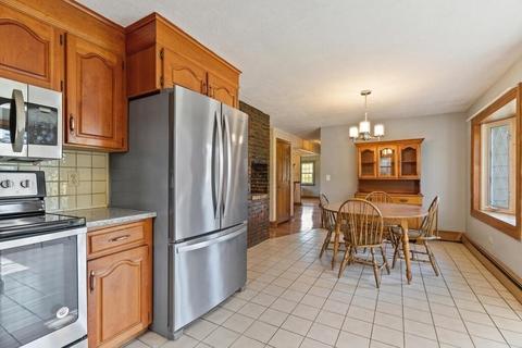 8 Wakefield St, Reading, MA 01867 photo 16