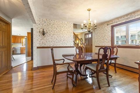 8 Wakefield St, Reading, MA 01867 photo 11