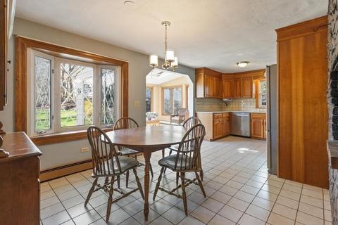 8 Wakefield St, Reading, MA 01867 photo 12