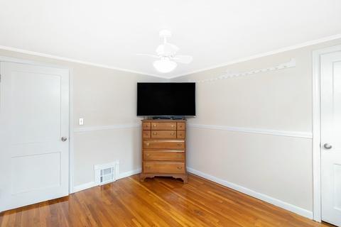 11 Watling St, Springfield, MA 01104 photo 14