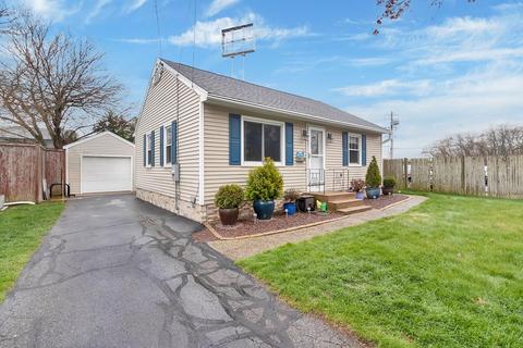 11 Watling St, Springfield, MA 01104 photo 1
