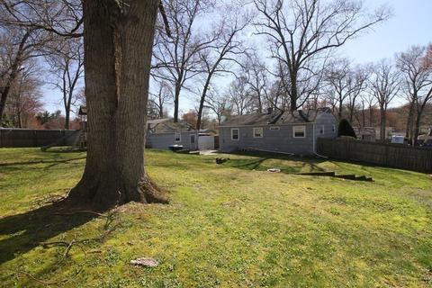 185 Louis Rd, Springfield, MA 01118 photo 18