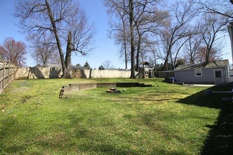 185 Louis Rd, Springfield, MA 01118 photo 3