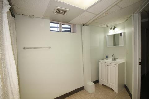 185 Louis Rd, Springfield, MA 01118 photo 14
