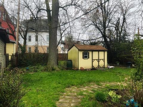 131 Yale St, Springfield, MA 01109 photo 3