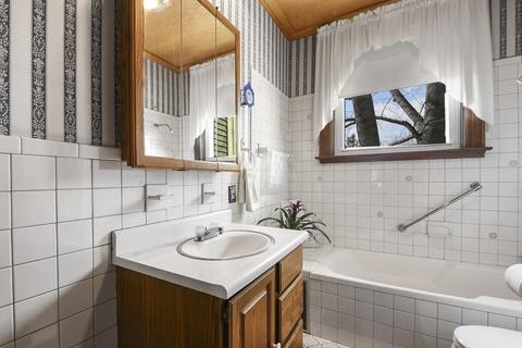 117 Central St, Gardner, MA 01440 photo 20
