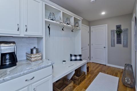 136 Barrington Dr, Springfield, MA 01129 photo 16