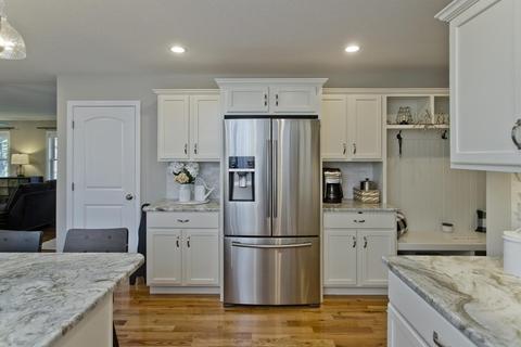 136 Barrington Dr, Springfield, MA 01129 photo 12
